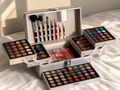 Wild Glam Makeup Kit